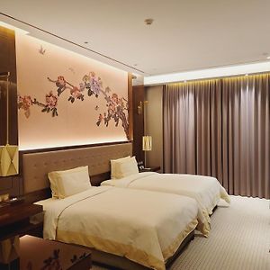 Deluxe Twin Room Garden View